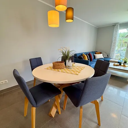 Bickbeeren Schweiz Catrina, App 06 *